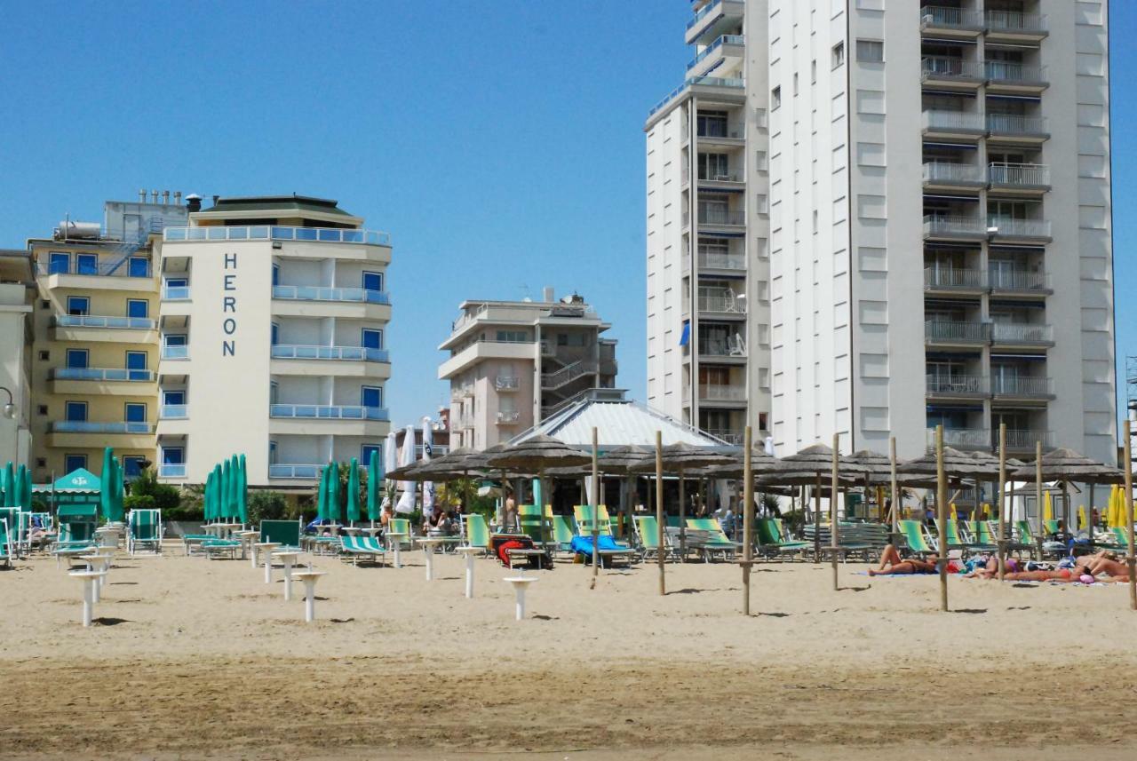 Heron Apartments Lido di Jesolo Eksteriør billede